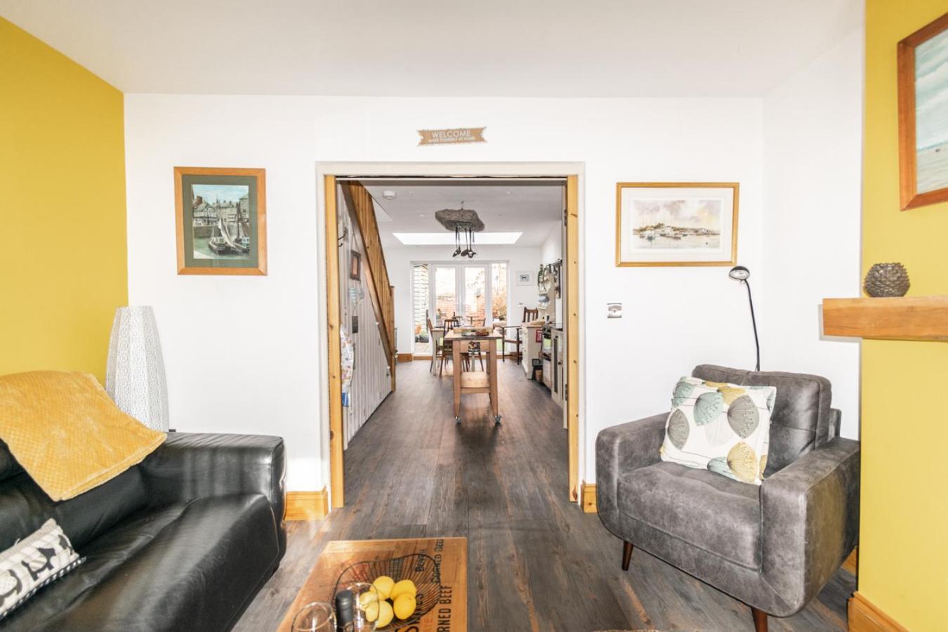Stylish 2 Bedrooms Cosy & Bright Cottage, Pet Friendly, Sleeps 5, Titchfield Village - Summer Special Offer!! - By Blue Puffin Stays Exteriér fotografie